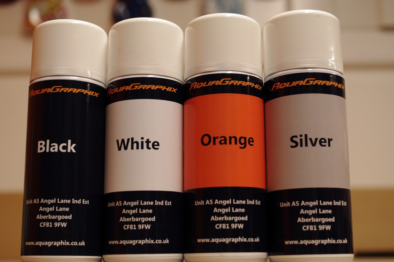 Base coat paint 400ml Aerosol Red AquaGraphix The UK's Leading